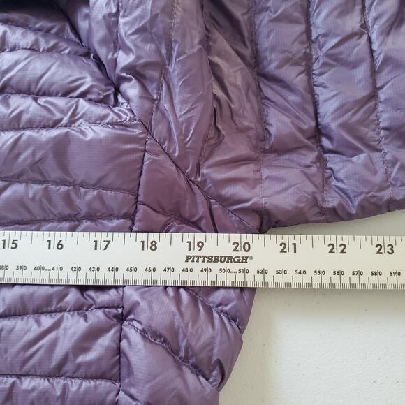 L.L.Bean Jacket Womens Medium Purple Ultralight 850 Down Hooded Puffer DownTek - Picture 8 of 13